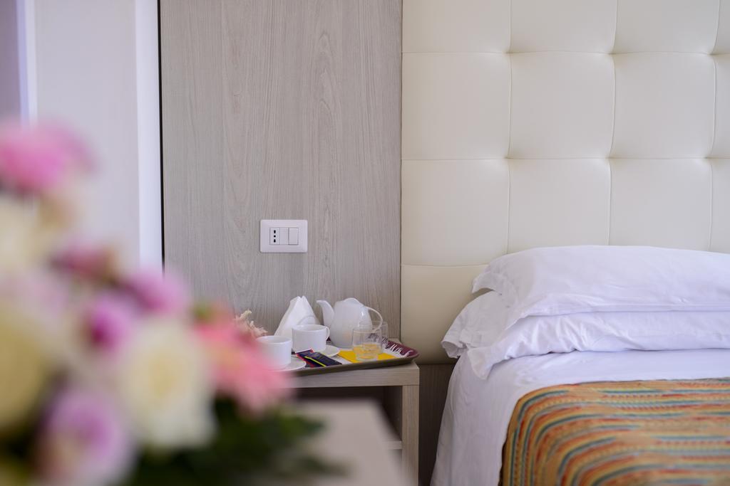 Hotel Suisse Milano Marittima Værelse billede