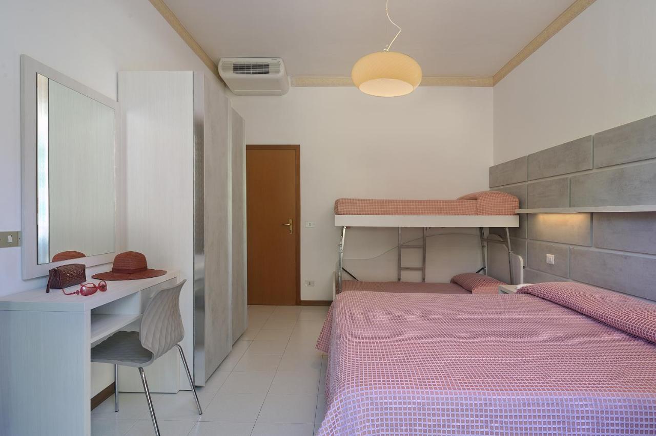 Hotel Suisse Milano Marittima Eksteriør billede